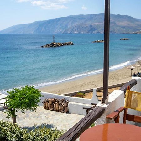 Ferogia Hotel Skyros Exterior photo