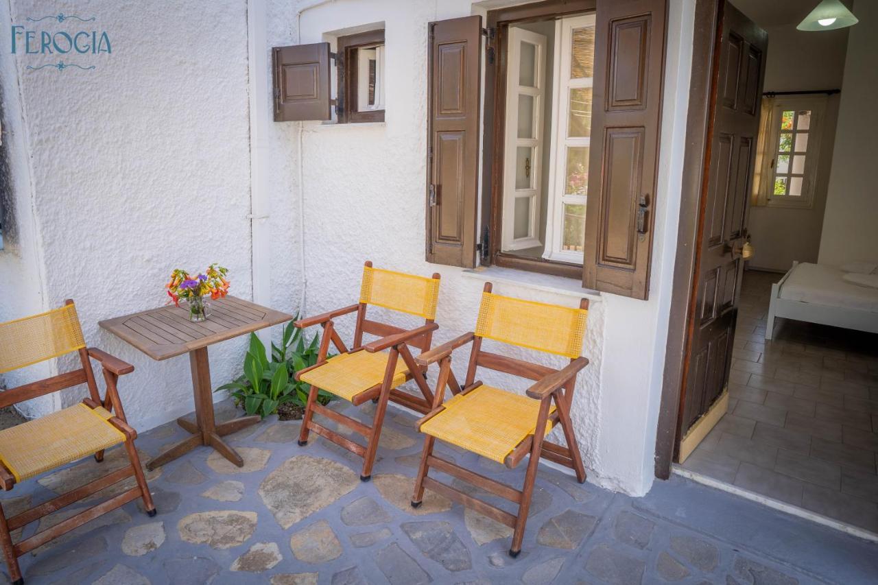 Ferogia Hotel Skyros Exterior photo