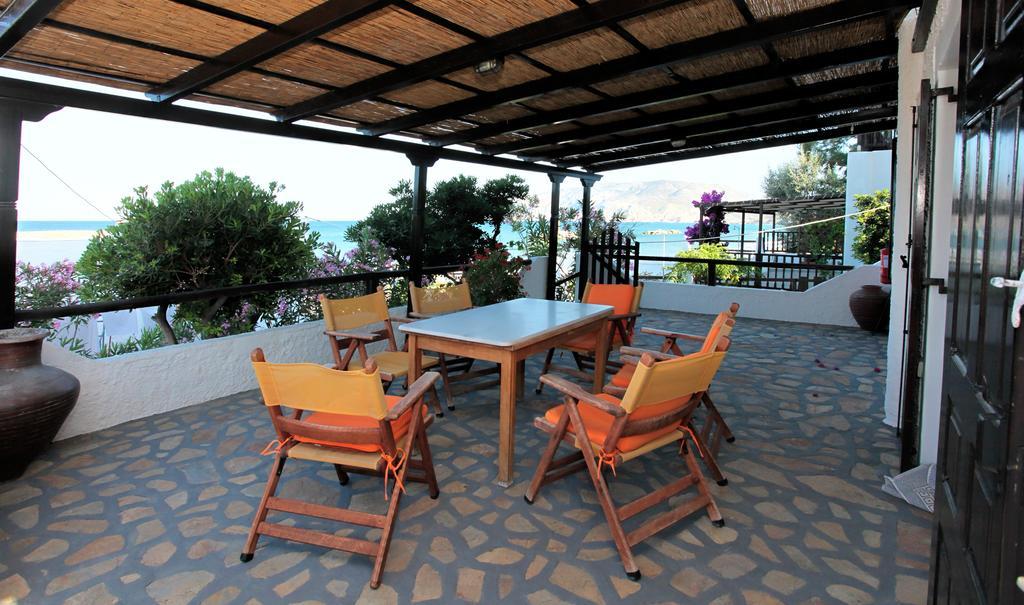 Ferogia Hotel Skyros Exterior photo