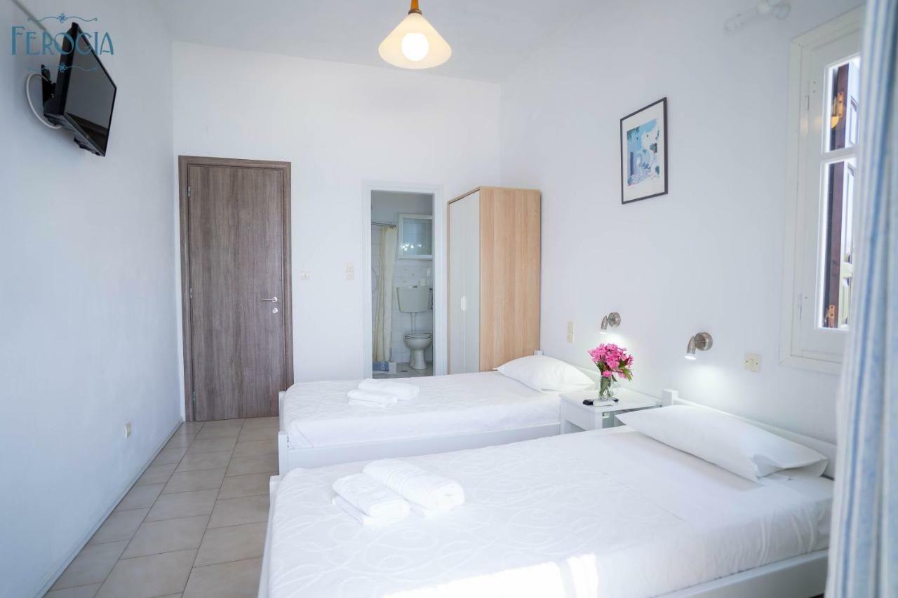 Ferogia Hotel Skyros Exterior photo