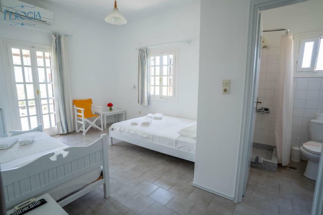 Ferogia Hotel Skyros Exterior photo