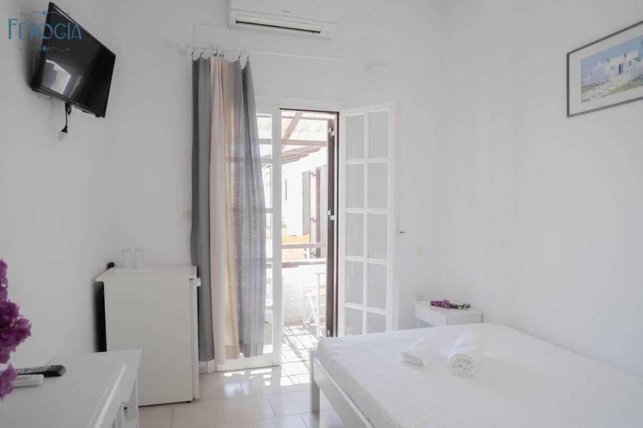 Ferogia Hotel Skyros Exterior photo
