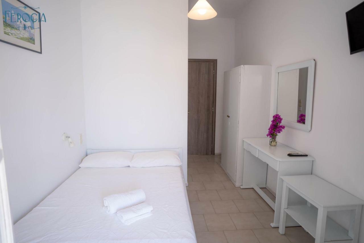 Ferogia Hotel Skyros Exterior photo