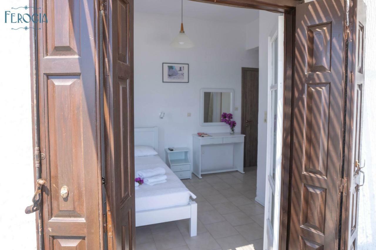 Ferogia Hotel Skyros Exterior photo
